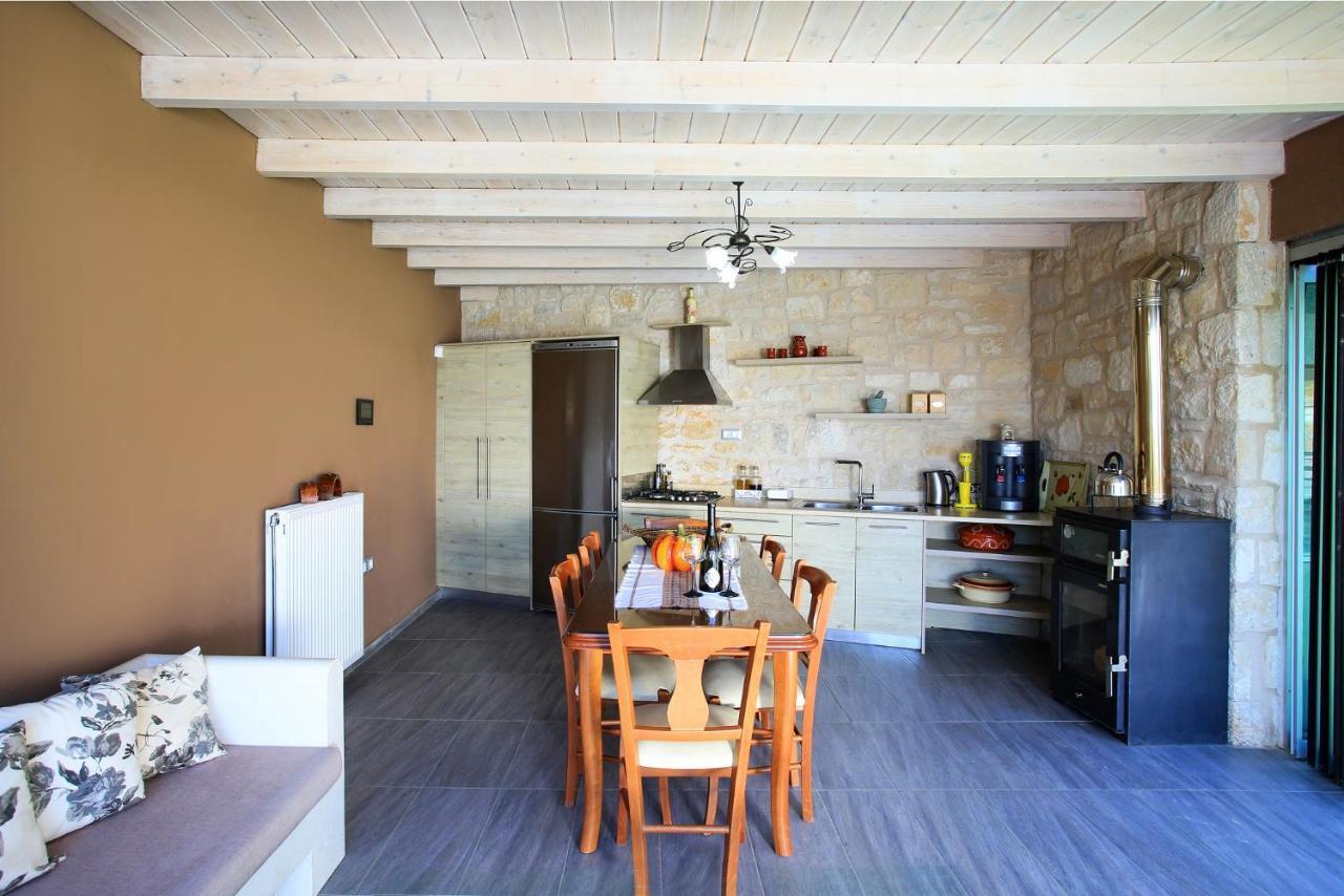 Design Villa Nicol - Heated Pool - Summer Kitchen イラクリオン エクステリア 写真